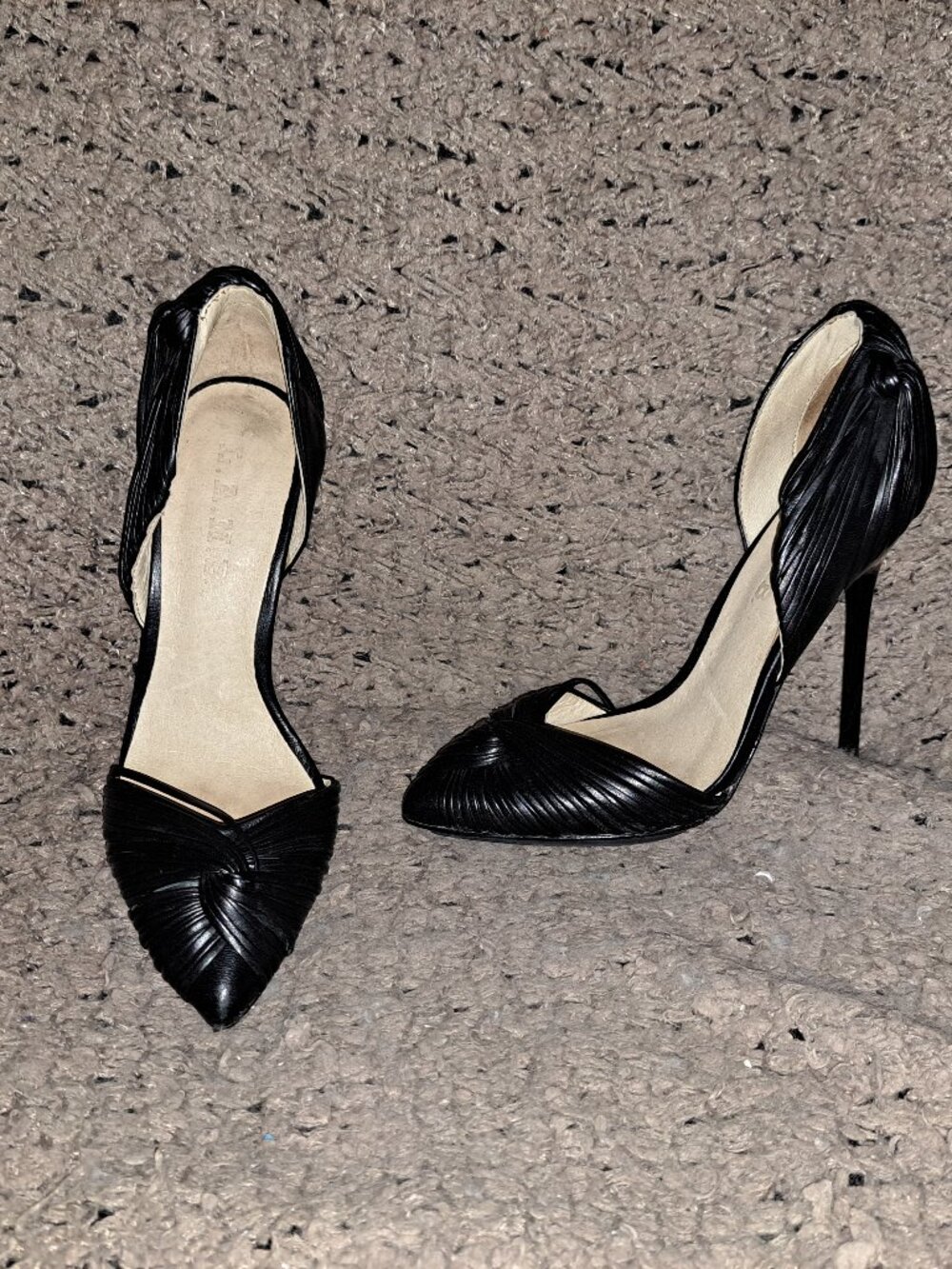 L.A.M.B.-Warner-D'orsay Black  Stiletto-Leather Twist Knots-Sz 5.5-Near Mint